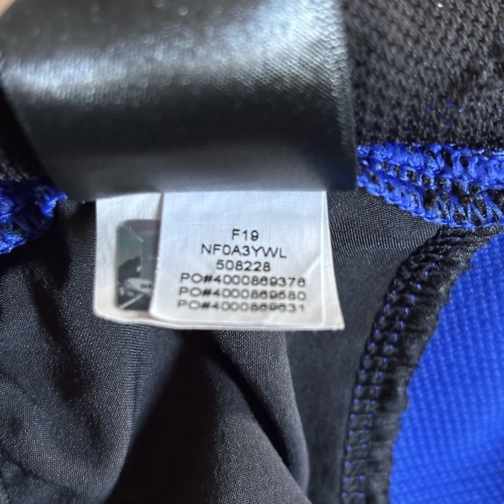 The North Face Mens Active Shorts Royal‎ Blue, No Liner, Zipper Pocket